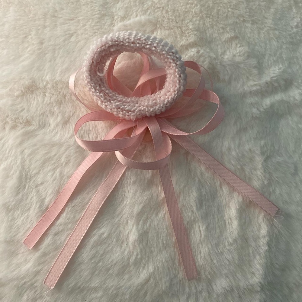 Ballet Pointe Shoe Hair Ribbon 🎀 🩰 - Picture 2 of 2